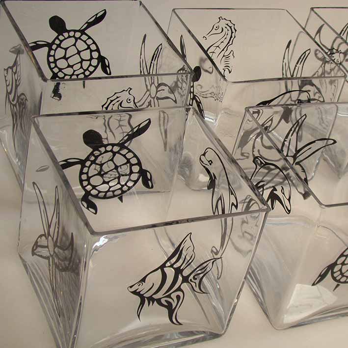 printed graphics onto glass vases