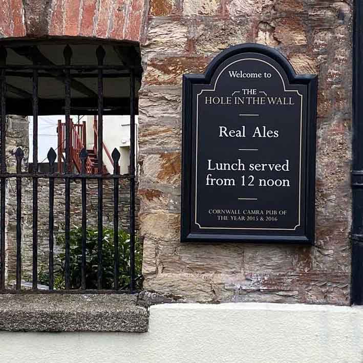 Hole in the Wall Pub Signs produced in a heritage style by sign makers More Creative in Cornwall